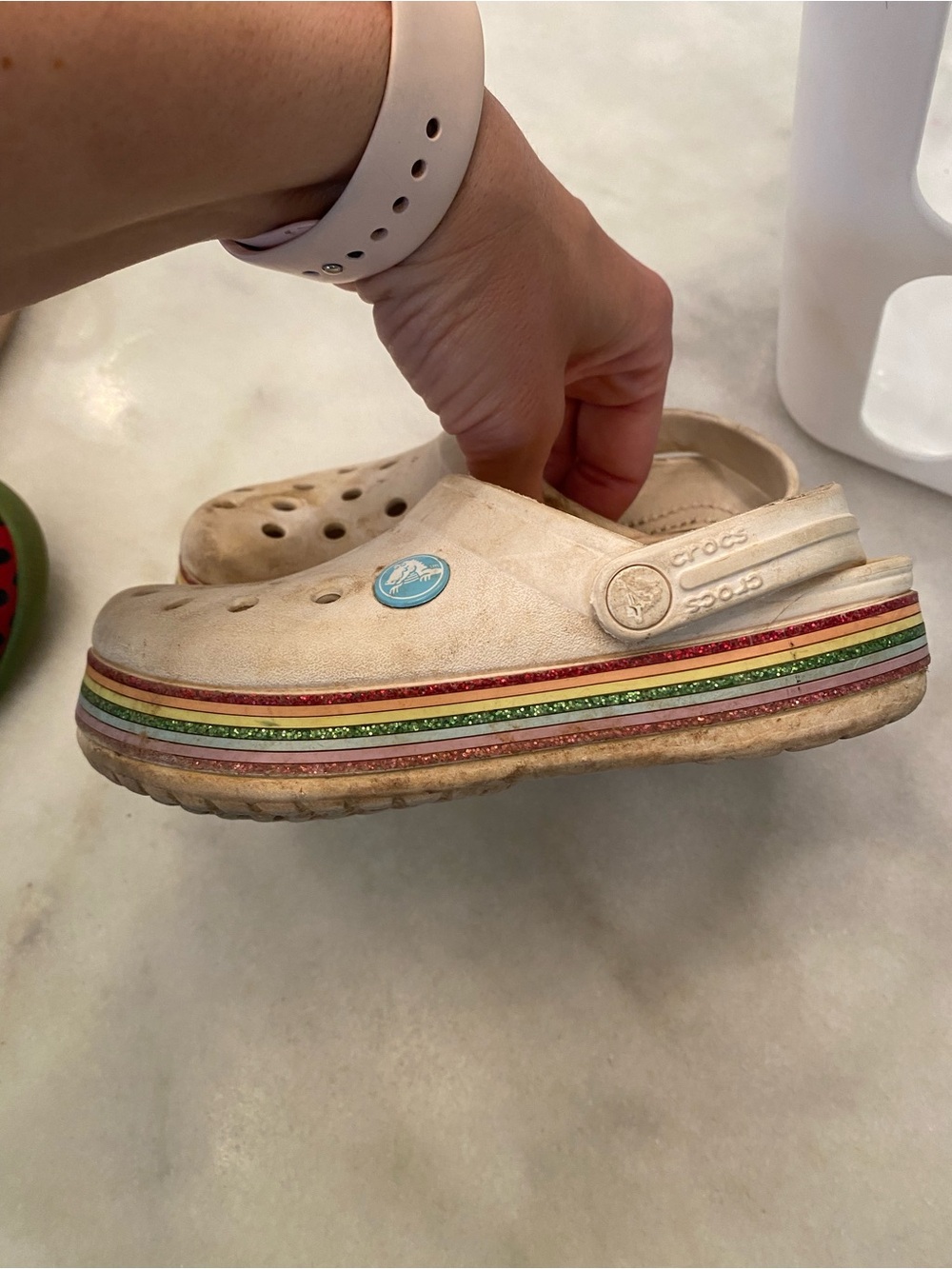 CROCS Kids Glitter Rainbow Stripe Clog in White C 12
